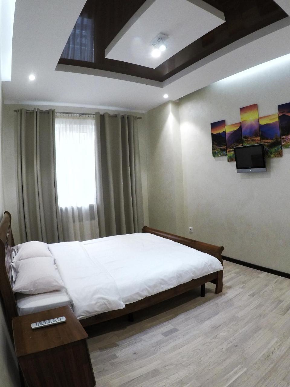 Apartment On Dragomirova Kiev Ngoại thất bức ảnh
