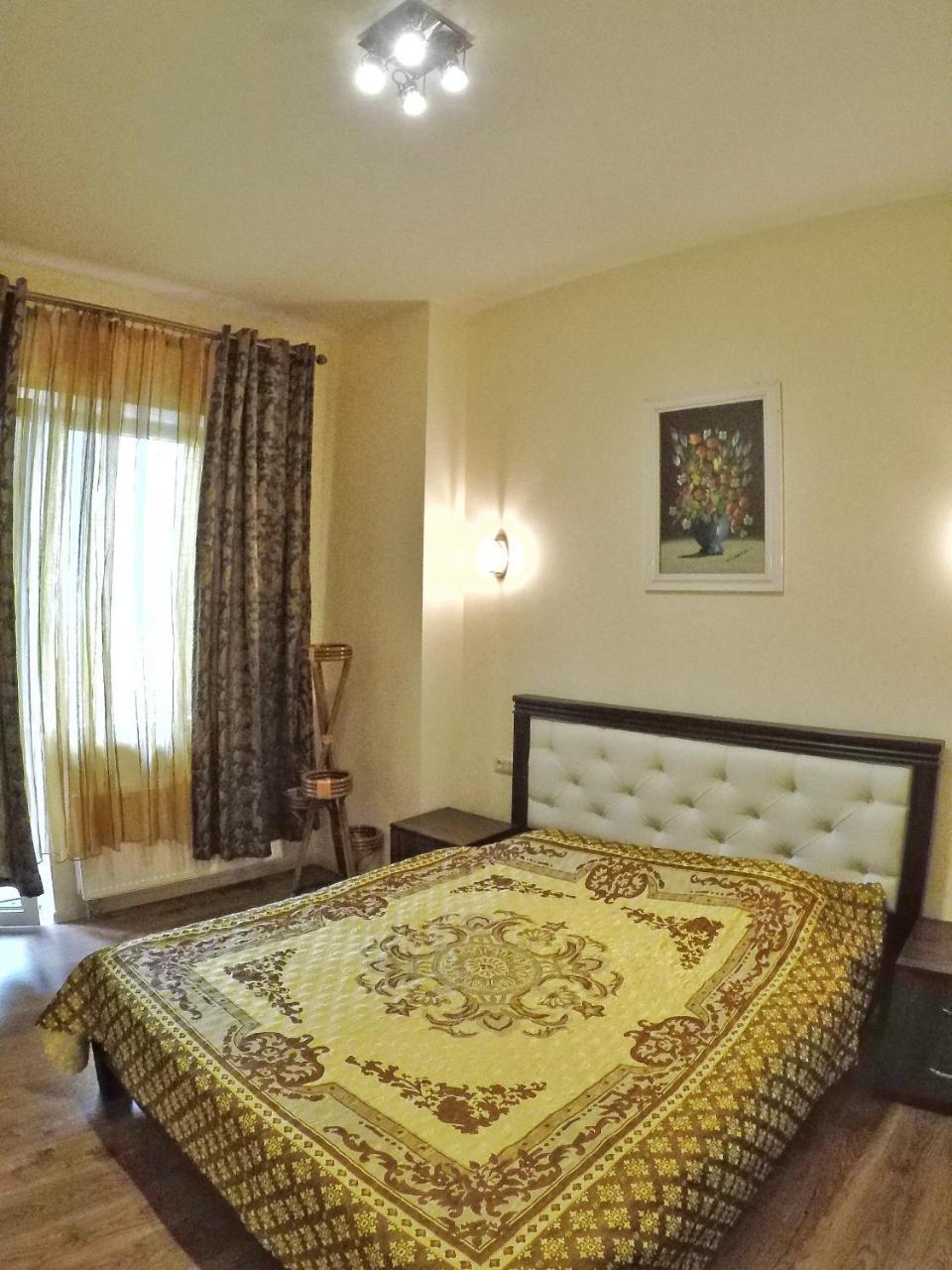Apartment On Dragomirova Kiev Ngoại thất bức ảnh